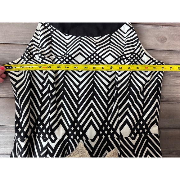 White House Black Market Chevron Print Sleeveless Sheath Pleated Dress Size 14 - Picture 8 of 11